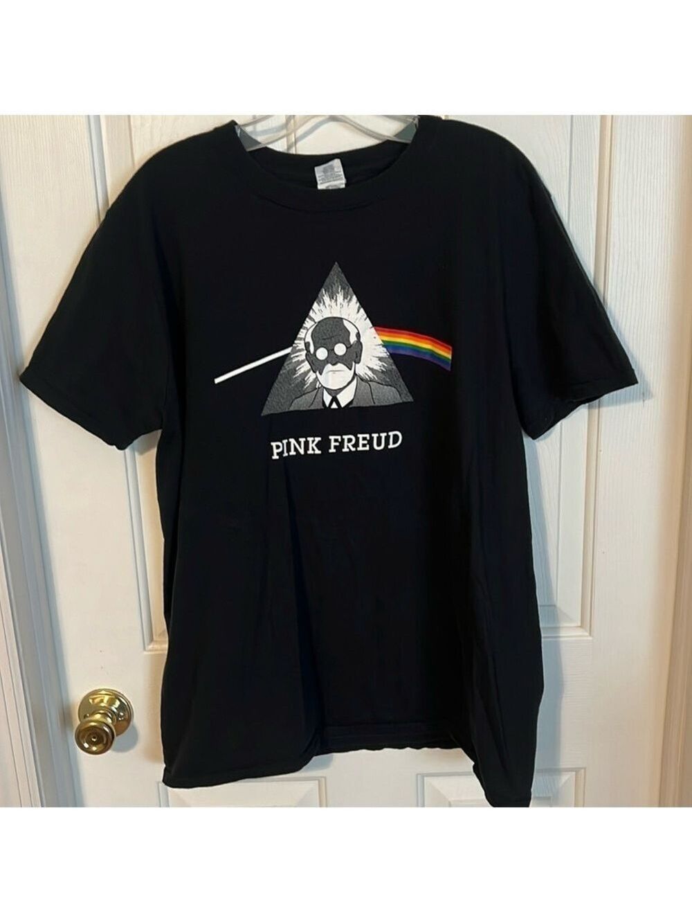 Pink Freud t-shirt. Size L. Rainbow, science, psychology, Freud. Preowned.